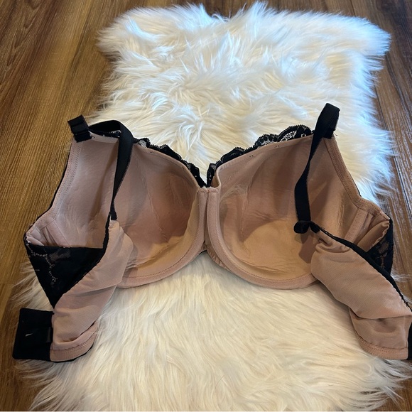 Torrid black lace bra size 40DD - Picture 3 of 5